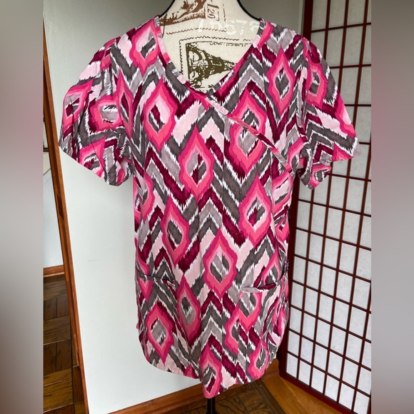 Tafford  Scrub Top, Size S - Picture 1 of 7